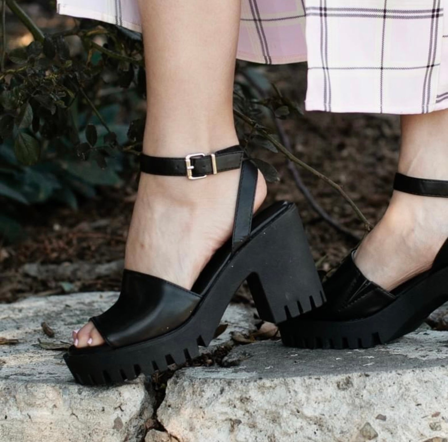 Black Chunky Heel Sandals